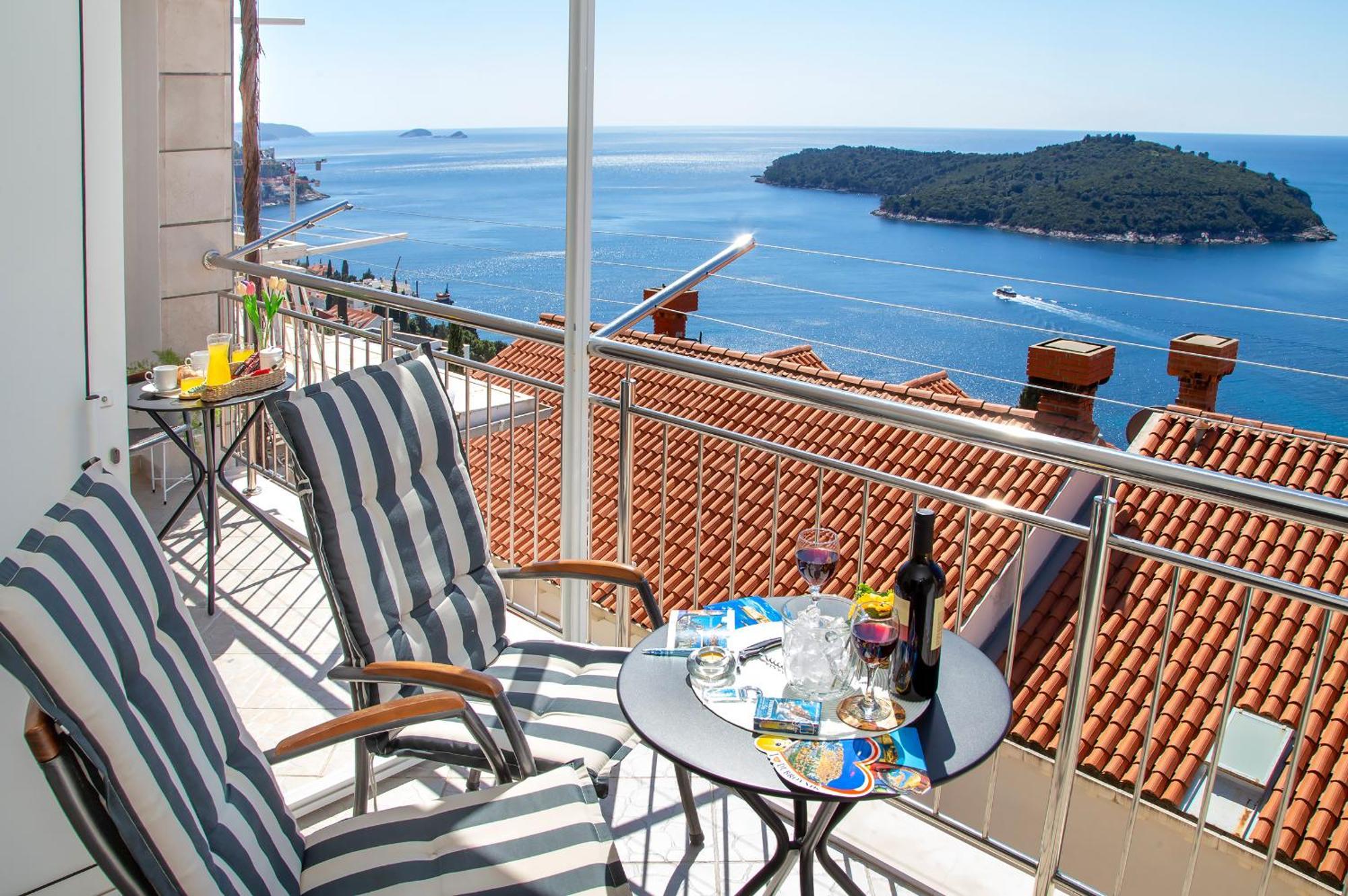 Superb View Apartment