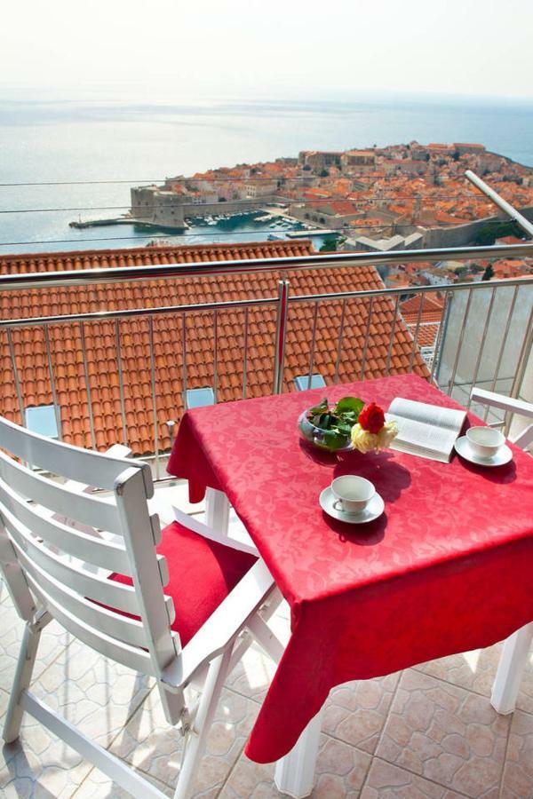 Superb View Apartment *